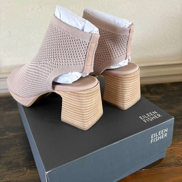 Eileen Fisher Gavis Cutout Bootie Blush- NIB- SZ 8 & 9 - Picture 6 of 6